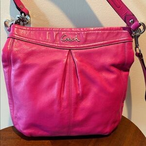 Coach  Ashley Crossbody/shoulder bag  f20114   Leather  bright pink  beautiful